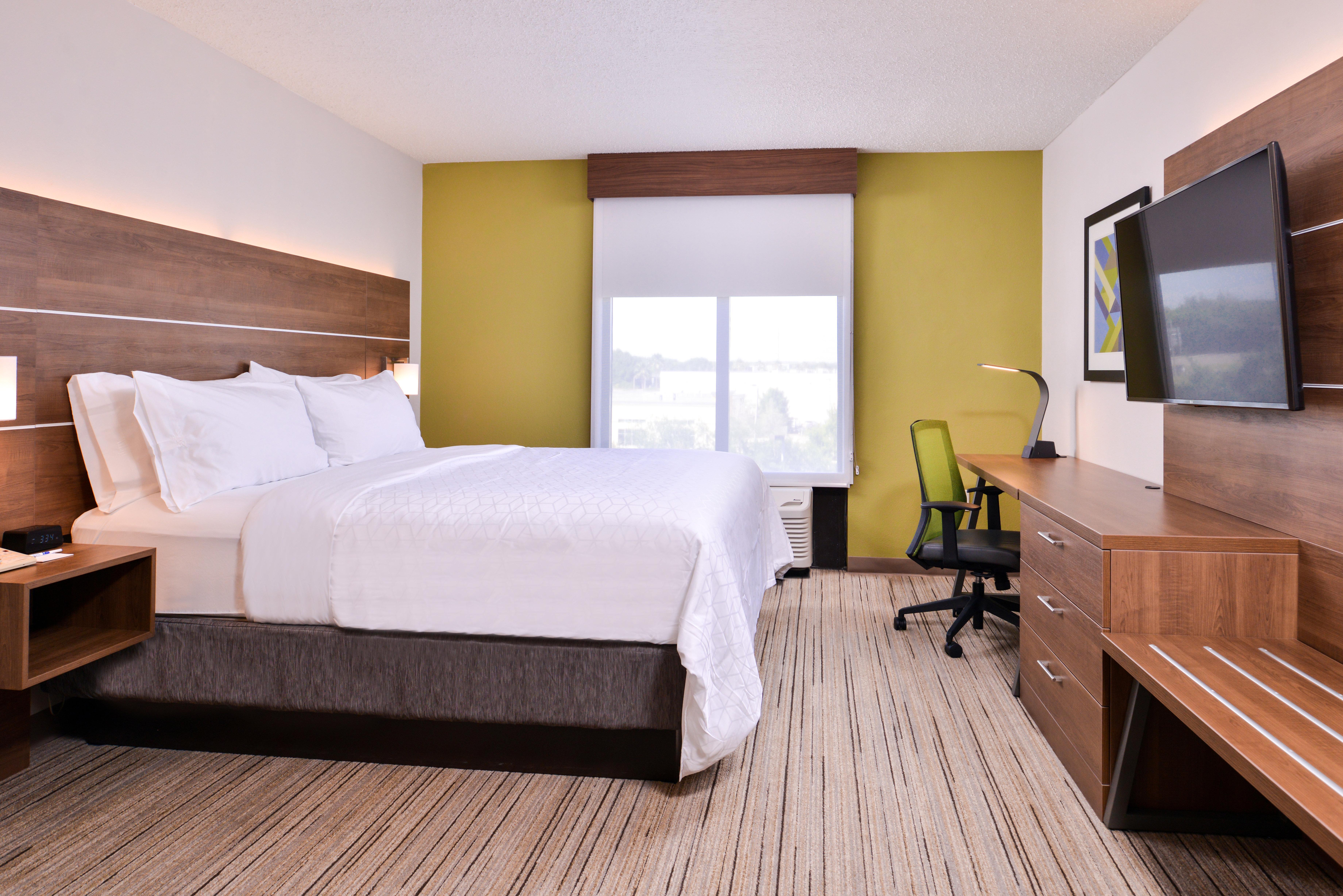 Holiday Inn Express Hotel & Suites Tampa-Anderson Road-Veterans Exp By Ihg West Chase Exterior foto