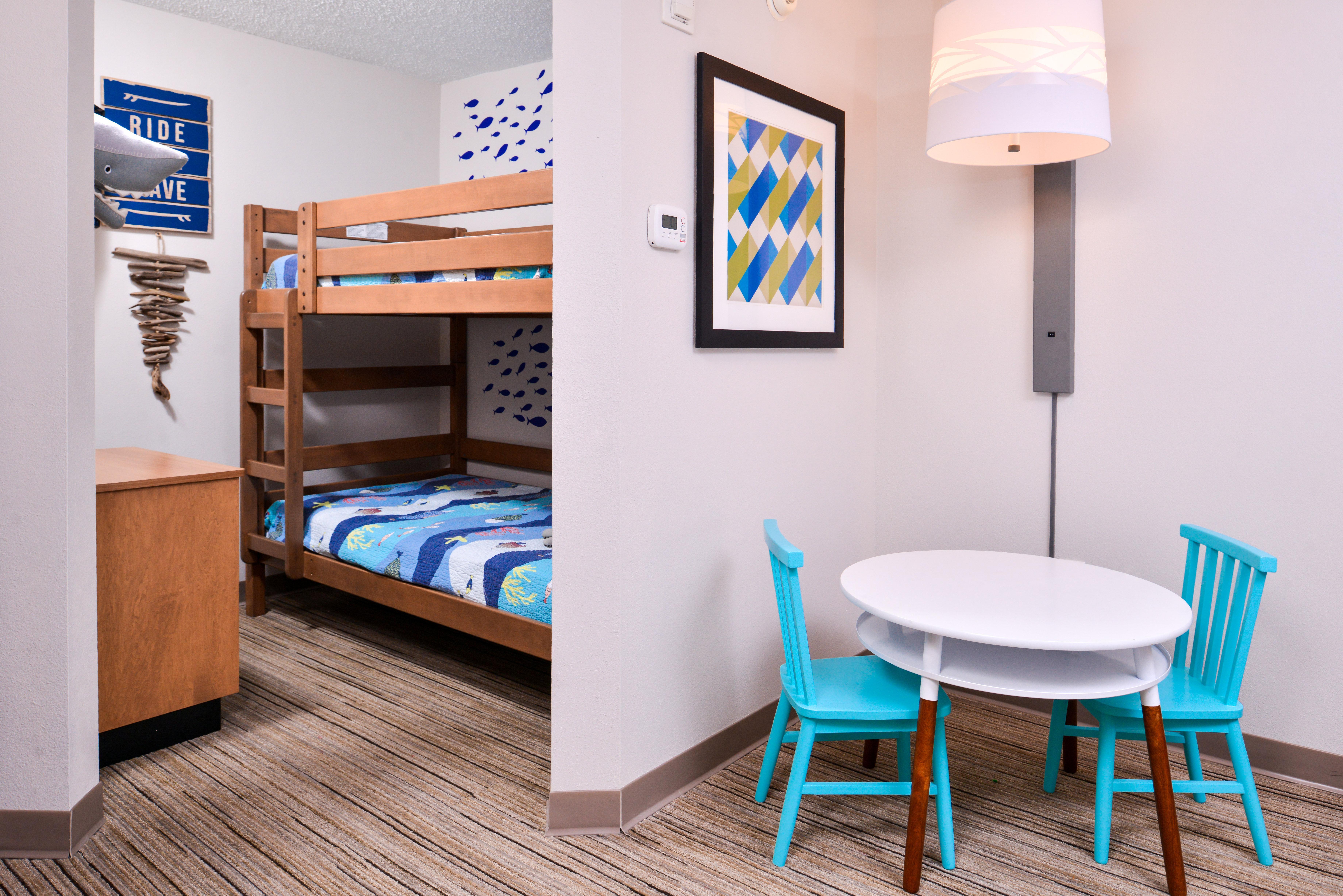 Holiday Inn Express Hotel & Suites Tampa-Anderson Road-Veterans Exp By Ihg West Chase Exterior foto